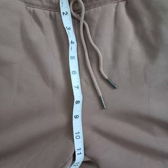 UNIQLO Sherpa-lined Sweatpants - Picture 6 of 10